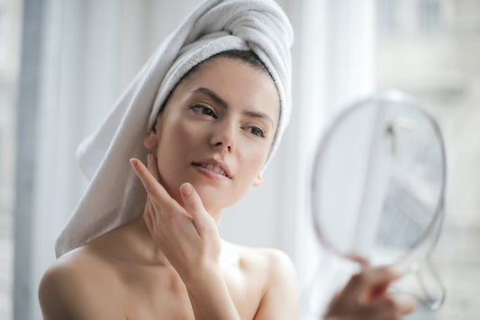 Cómo minimizar los poros: La guía definitiva para un rostro más suave